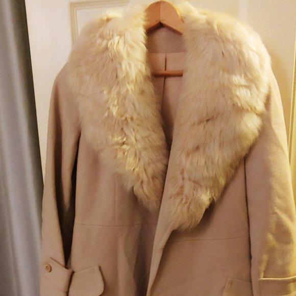 Vintage  Wool Coat w/ fur collar - Picture 1 of 6